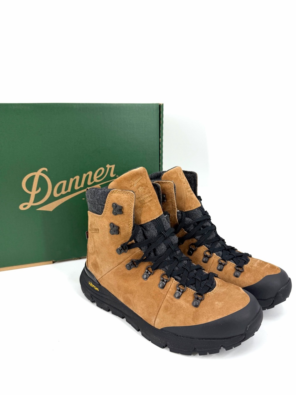 Danner Arctic 600 Side-Zip Waterproof Hiking Boots Men’s Sz 9D Bone Brown NWT